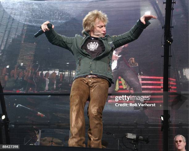 Photo of BON JOVI; Jon Bon Jovi playing live at Goffert, Nijmegen