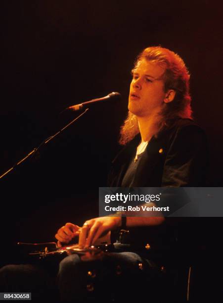 Photo of Jeff HEALEY, Blind guitarist Jeff Healey performing on stage