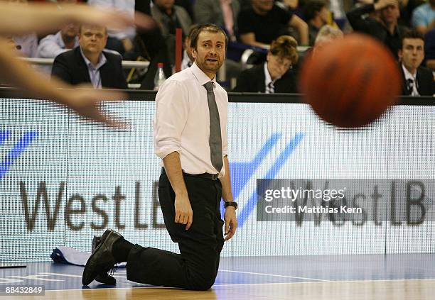 Head coach Luka Pavicevic of Berlin shows his frustration during the BBL Play-Offs fifth semifinal match between Alba Berlin and Telekom Baskets Bonn...