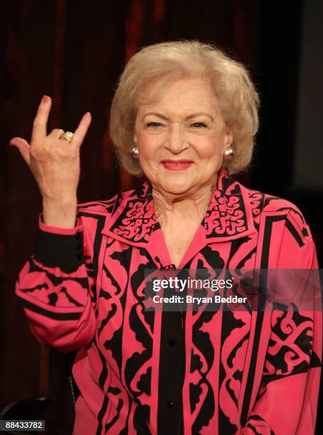 Actress Betty White visits Fuse's "No. 1 Countdown" at fuse Studios on June 11, 2009 in New York City.