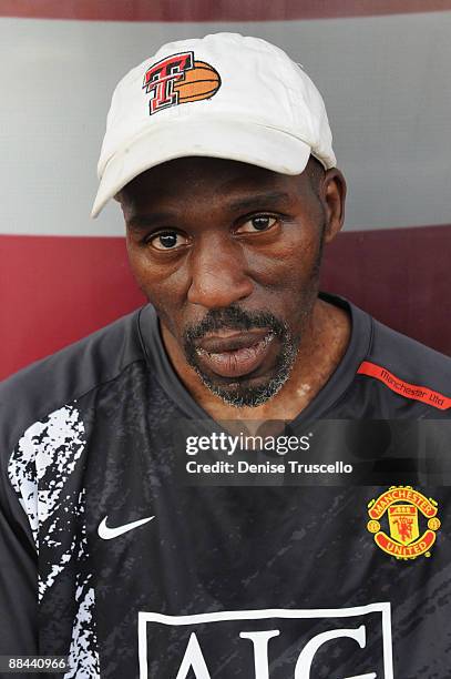 Trainer Roger Mayweather attends Las Vegas Boxing Gym on June 11, 2009 in Las Vegas, Nevada.