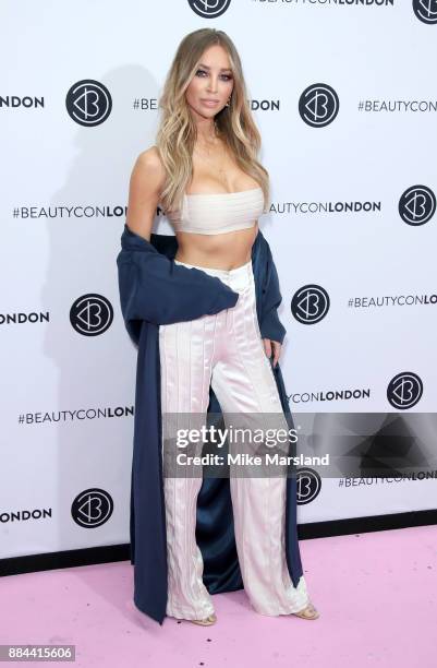 Lauren Pope attends Beautycon Festival 2017 at Olympia London on December 2, 2017 in London, England.
