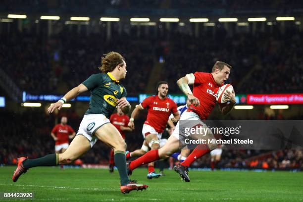 Hadleigh Parkes of Wales touches downn for the third try during the international match match between Wales and South Africa at Principality Stadium...