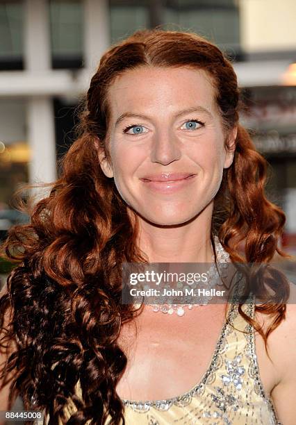 Actress Tanna Frederick attends the Los Angeles Premiere of "Irene In Time" at the Directors Guild Theatre on June 11, 2009 in West Hollywood,...