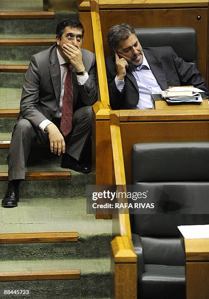 Basque regional president Patxi Lopez sits next to Basque Socialist Party president Jesus Egiguren , during the first session of the Basque...