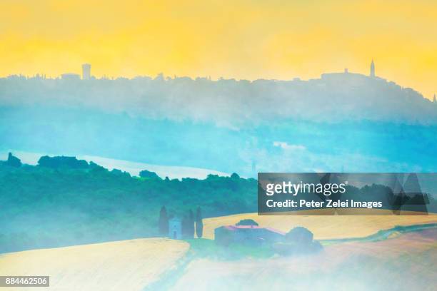 foggy morning in tuscany - capella di vitaleta stock pictures, royalty-free photos & images