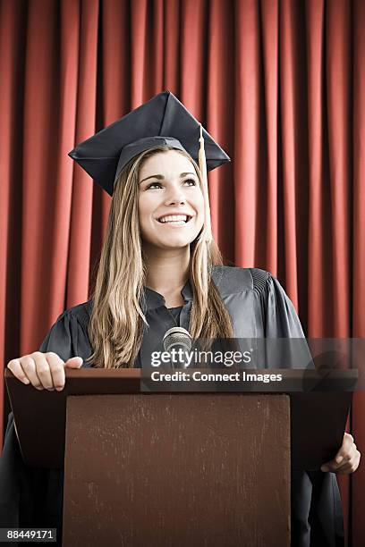 graduate giving speech - graduation speech stock pictures, royalty-free photos & images