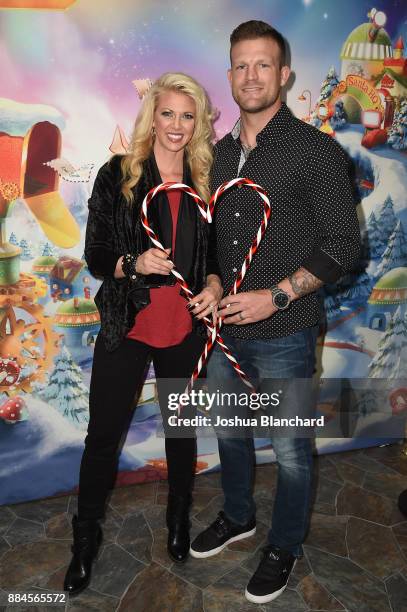 Flip or Flop Vegas' Stars Aubrey and Bristol Marunde visit HGTV Santa HQ at Los Cerritos Centeron December 1, 2017 in Los Angeles, California.