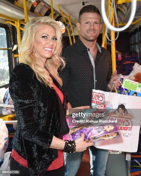 Flip or Flop Vegas' Stars Aubrey and Bristol Marunde visit HGTV Santa HQ at Los Cerritos Centeron December 1, 2017 in Los Angeles, California.