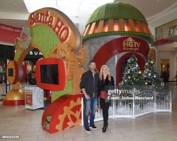 Flip or Flop Vegas' Stars Bristol and Aubrey Marunde visit HGTV Santa HQ at Los Cerritos Centeron December 1, 2017 in Los Angeles, California.