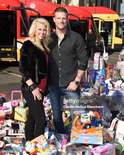 Flip or Flop Vegas' Stars Aubrey and Bristol Marunde visit HGTV Santa HQ at Los Cerritos Centeron December 1, 2017 in Los Angeles, California.