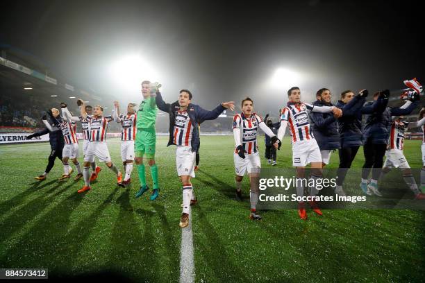 Players of Willem II celebrates the victory during the Dutch Eredivisie match between Willem II v Heracles Almelo at the Koning Willem II Stadium on...