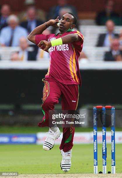 Dwayne Bravo of West Indies bowls during the ICC World Twenty20 Super Eights match between India and West Indies at Lord's on June 12, 2009 in...