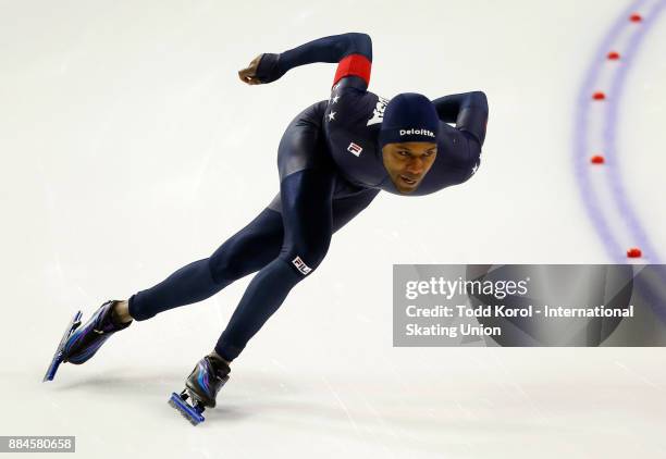 Shani Davis of the United States races in the men's 1000 meter race during the ISU World Cup Speed Skating Championships December 2, 2017 in Calgary,...