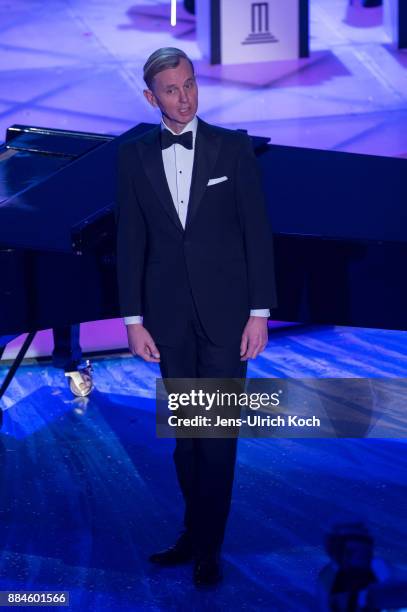 Max Raabe performs at "Das Adventsfest der 100.000 Lichter" TV show on December 02, 2017 in Suhl, Germany.