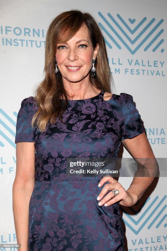 Janney Actress Allison Janney poses for photos on the red carpet for a ...