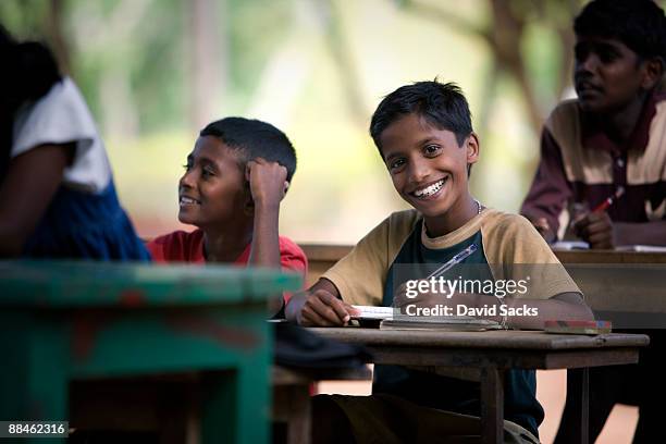 students - tee srilanka stock pictures, royalty-free photos & images