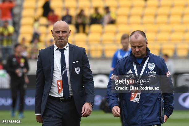 Kevin Muscat head coach of Melbourne Victory walks onto feild during the round nine A-League match between the Wellington Phoenix and the Melbourne...