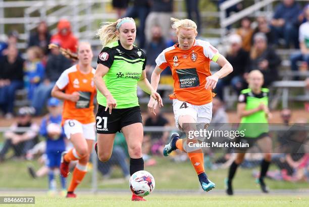 Elli Carpenter of Canberra in action during the round six W-League match between Canberra United and the Brisbane Roar at McKellar Park on December...