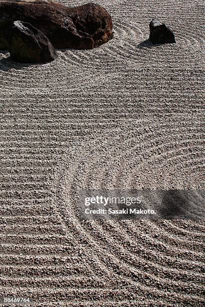 tofukuji - japanese rock garden stock pictures, royalty-free photos & images