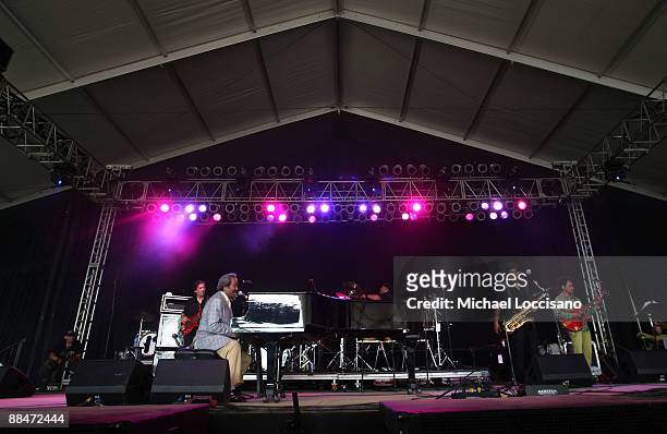 Allen Toussaint performs on stage during Bonnaroo 2009 on June 13, 2009 in Manchester, Tennessee.