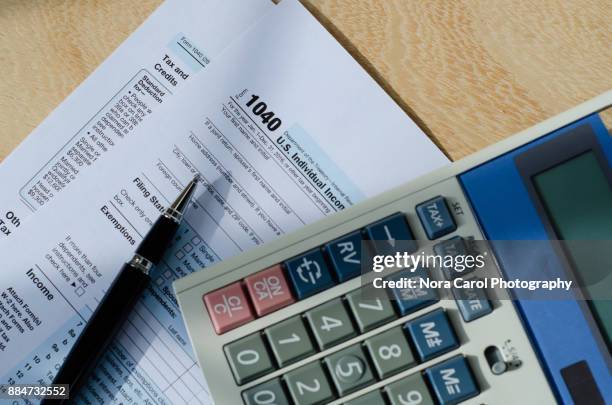tax time - 1040 2017 stock pictures, royalty-free photos & images