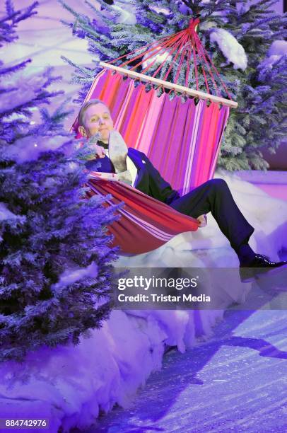 Max Raabe during the TV Show 'Das Adventsfest der 100.000 Lichter' on December 2, 2017 in Suhl, Germany.