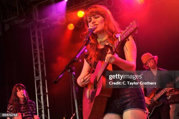 Jenny Lewis performs on stage during Bonnaroo 2009 on June 13, 2009 in Manchester, Tennessee.