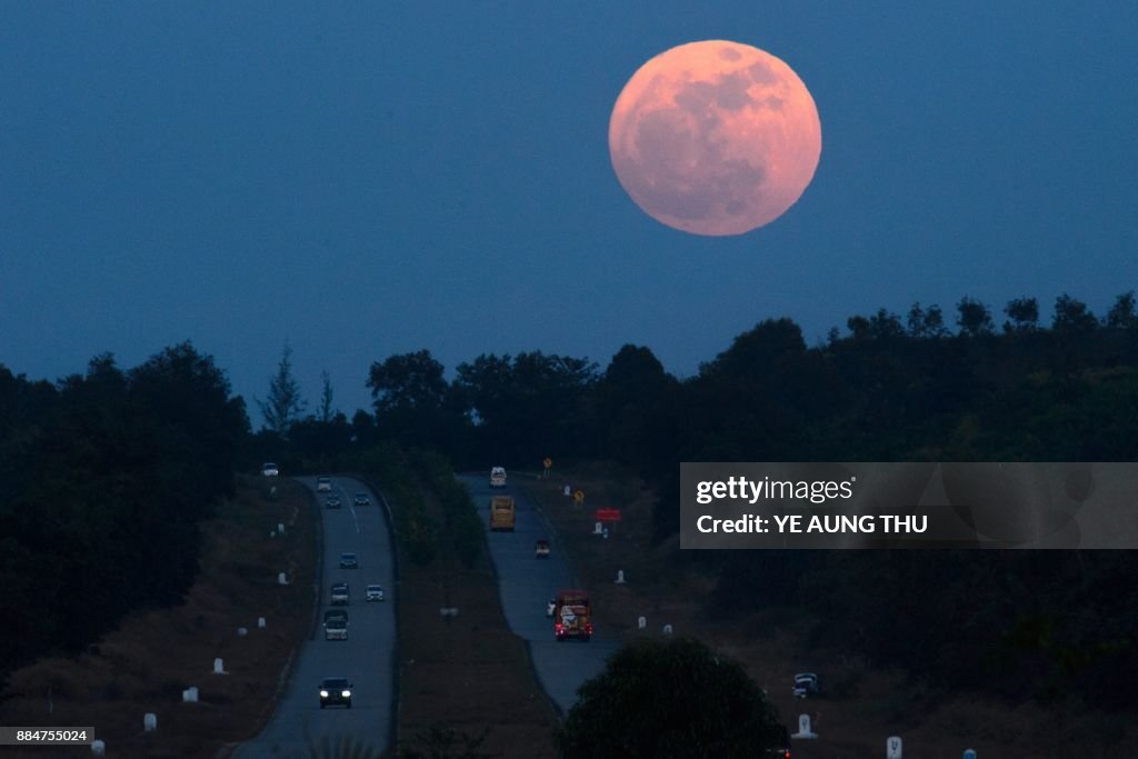 TOPSHOT-MYANMAR-ASTRONOMY