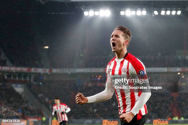 Luuk de Jong of PSV celebrates 1-0 during the Dutch Eredivisie match between PSV v Sparta at the Philips Stadium on December 3, 2017 in Eindhoven...