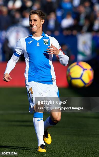 Alexander Szymanowski of Leganes in action during the La Liga match between Leganes and Villarreal at Estadio Municipal de Butarque on December 3,...