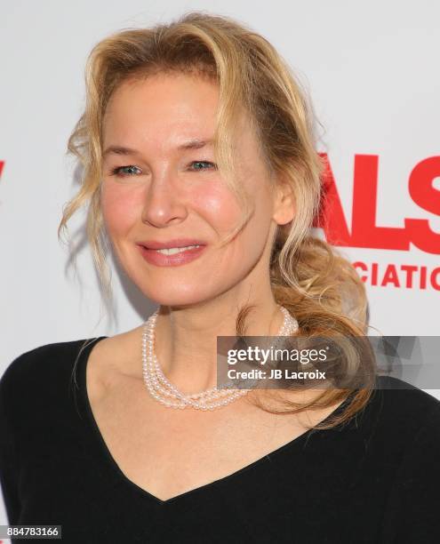 Renee Zellweger attends the ALS Golden West Chapter Hosts Champions for Care and a cure on December 02, 2017 in Los Angeles, California.