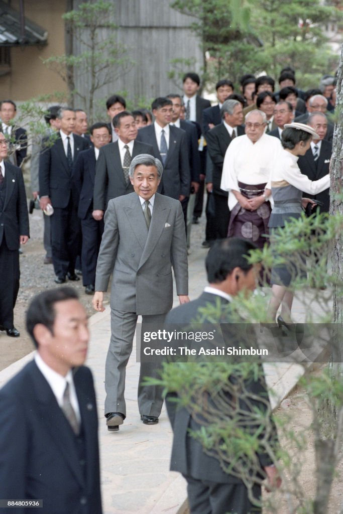 Emperor And Empress Visit Shimane And Yamaguchi