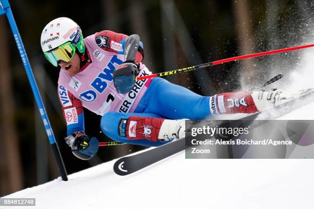 Ted Ligety of USA competes during the Audi FIS Alpine Ski World Cup Men's Giant Slalom on December 3, 2017 in Beaver Creek, Colorado.