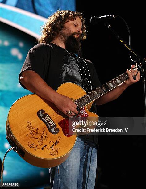 Jamey Johnson performs at the 2009 CMA Music Festival at LP Field on June 13, 2009 in Nashville, Tennessee.