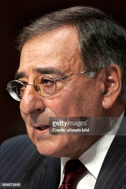 Leon Edward Panetta - * : Secretary of Defense of the USA of 2011 to 2013 - Caution: For the. Not for advertising or other commercial use!