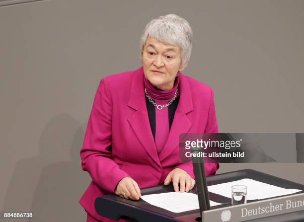 Katharina Landgraf , Deutschland, Berlin, Bundestag/Plenum, Debatte über den Bericht der Bundesregierung zur Ernährungspolitik, Lebensmittel- und...