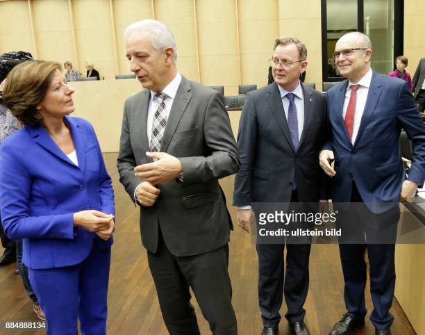 Berlin, Plenum kompakt: 950. Sitzung des Bundesrates am 4. November 2016, Antrittsrede der Präsidentin, BND-Reform, Hartz-IV-Erhöhung, Foto: neue...