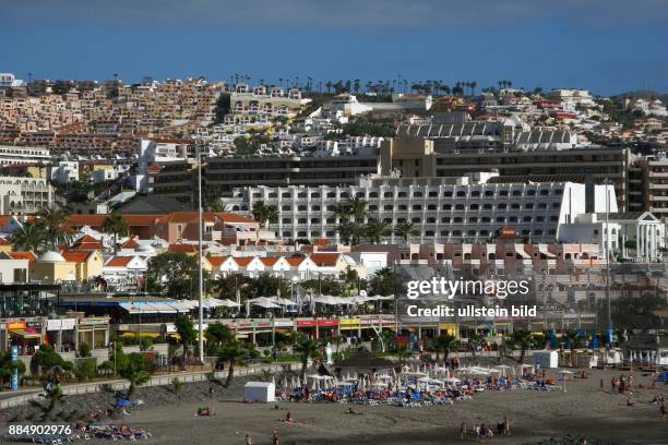 Km lange Uferpromenade, hier bei Costa Adeje Freizeit-Angebot fuer Touristen am Playa de Fanabe.