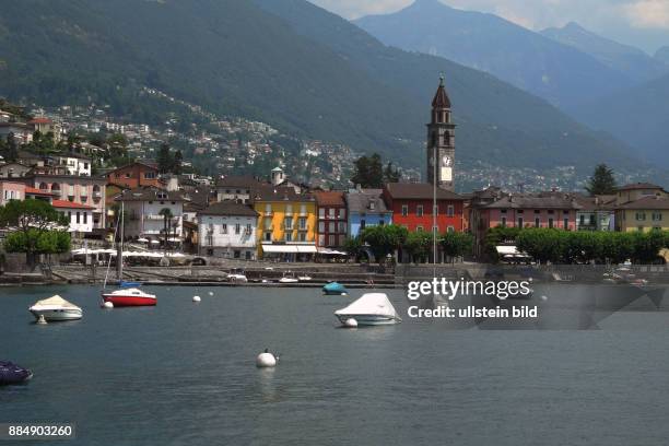 Ascona am Lago Maggiore, Uferpromenade mit vielen Restaurants. Hierher reist Joachim Loew mit seinen nominierten 27 Spielern ins Trainingslager.