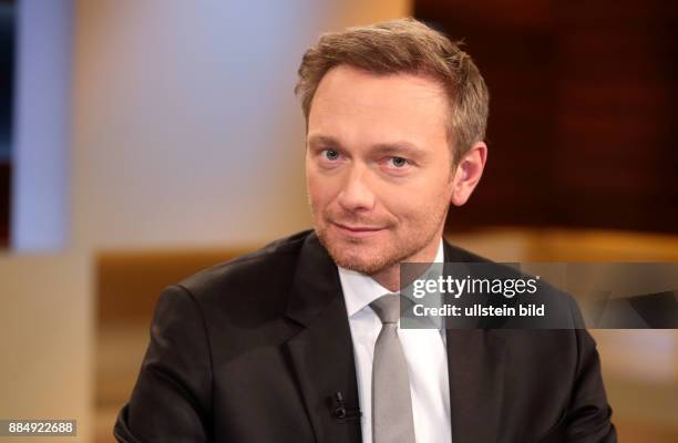 Christian Lindner in der ARD-Talkshow ANNE WILL am in Berlin Thema der Sendung: Das verflixte 10. Jahr - Wieviel Autorität hat Angela Merkel noch?