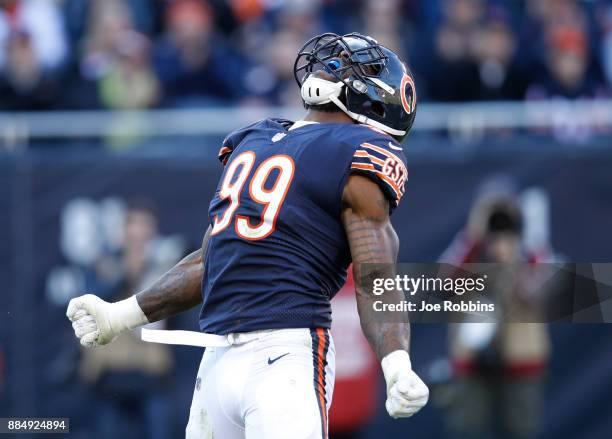 Lamarr Houston of the Chicago Bears celebrates after sacking quarterback Jimmy Garoppolo of the San Francisco 49ers in the second quarter at Soldier...