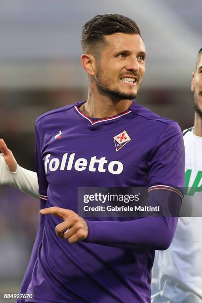 Cyril Thereau of ACF Fiorentina in action during the Serie A match between ACF Fiorentina and US Sassuolo at Stadio Artemio Franchi on December 3,...