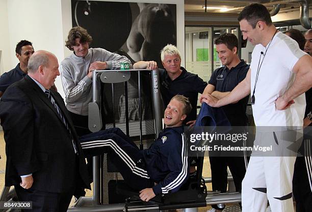 Reiner Calmund , Oliver Pocher , singer Alexander Klaws and Vitali Klitschko pose for the media during the presentation of the competency team for...