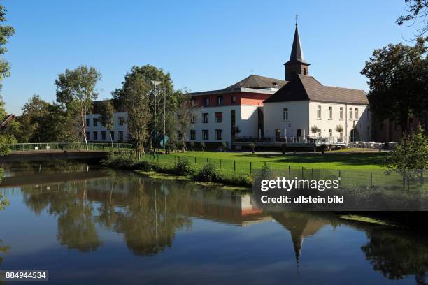 Grevenbroich, Erft, Lower Rhine, Rhineland, North Rhine-Westphalia, NRW, D-Grevenbroich-Wevelinghoven, Erft river landscape, riverside, Erft...