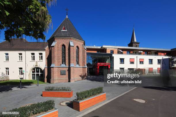 Grevenbroich, Erft, Lower Rhine, Rhineland, North Rhine-Westphalia, NRW, D-Grevenbroich-Wevelinghoven, building complex, f.l.t.r. Catholic rectory,...