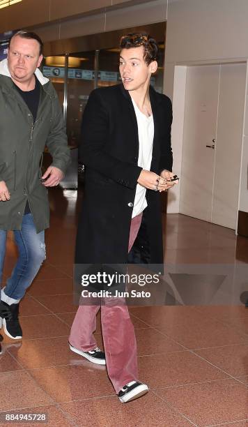 Harry Styles is seen upon arrival at Haneda Airport on December 4, 2017 in Tokyo, Japan.