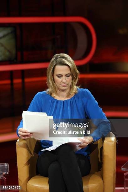 Anja Reschke in der ARD-Talkshow GÜNTHER JAUCH am in Berlin Thema der Sendung: Pöbeln, hetzen, drohen - Wird der Hass gesellschaftsfähig?