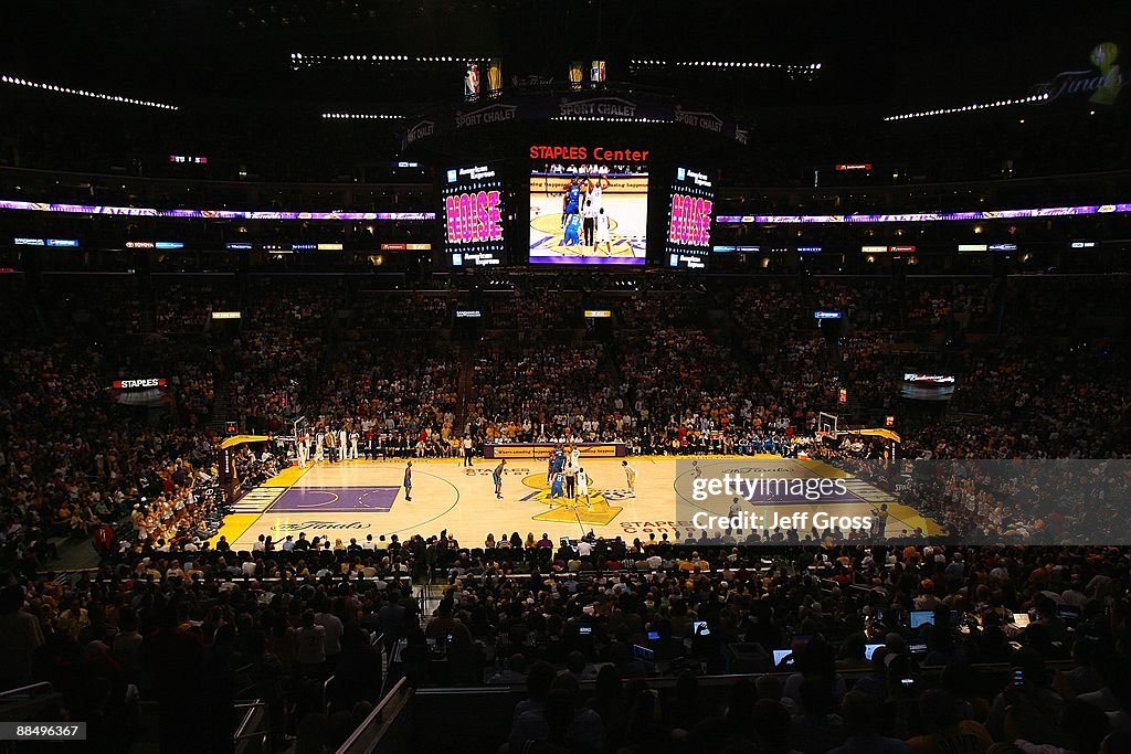 NBA Finals Game 2: Orlando Magic v Los Angeles Lakers