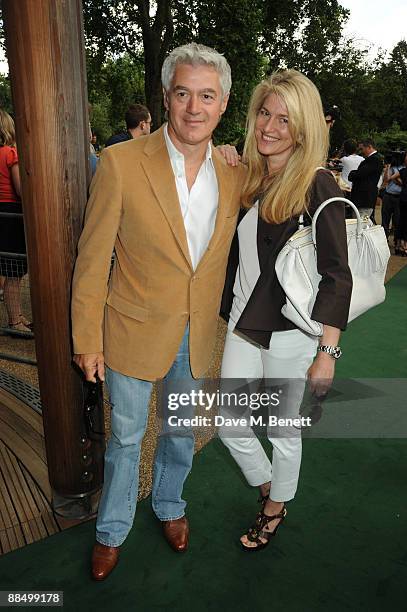 John Frieda and Avery Agnelli pose as The McCartney Family Launches 'Meat Free Monday' at Inn The Park on June 15, 2009 in London, England.